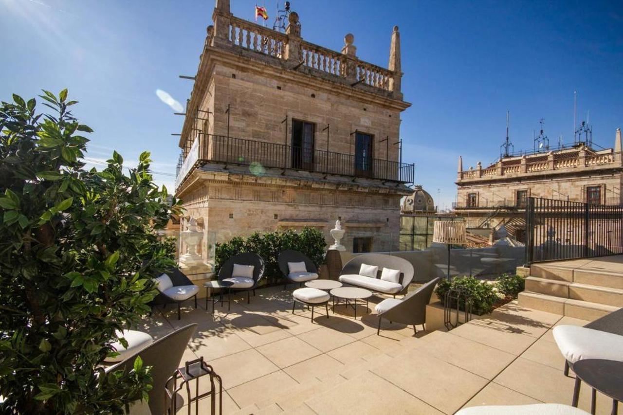 Myr Palacio Vallier Hotel Valencia Buitenkant foto Rooftop terrace