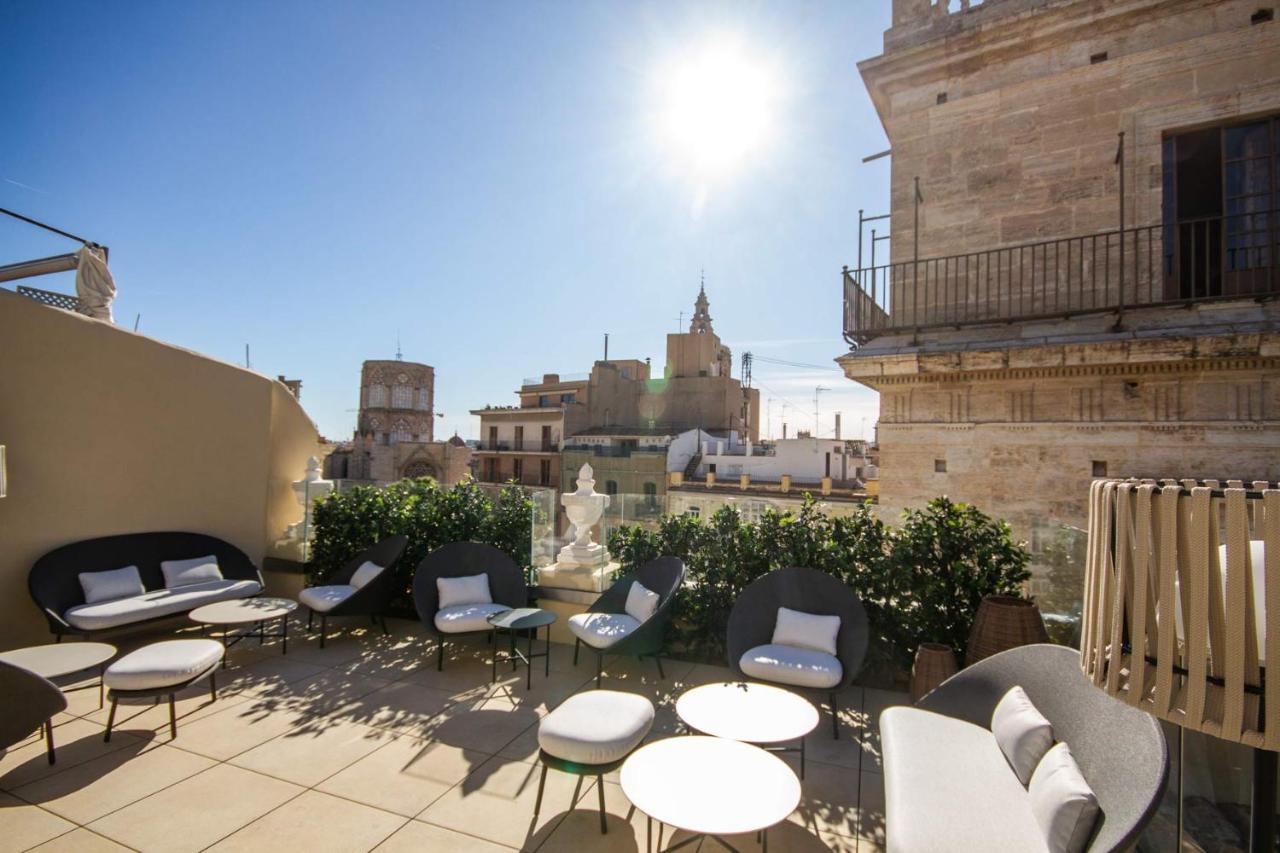 Myr Palacio Vallier Hotel Valencia Buitenkant foto Rooftop terrace